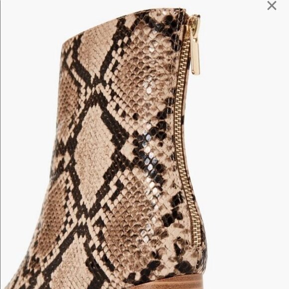 Justfab McKayla Cylinder Heeled Booties - Picture 4 of 8